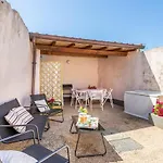 3 Bedroom Beautiful In Hébergement de vacances *