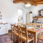 3 Bedroom Beautiful In بيت للعطل