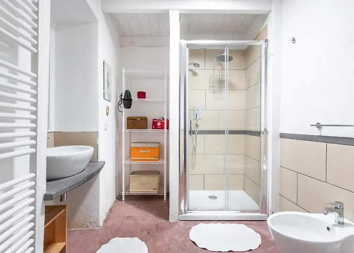 3 Bedroom Beautiful In * Milis
