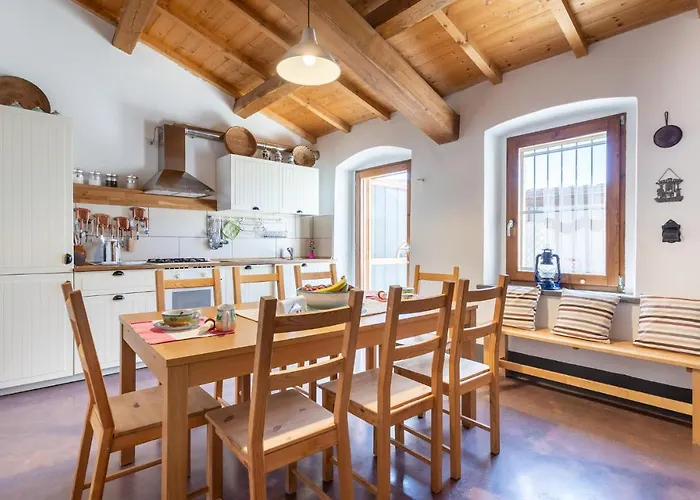 3 Bedroom Beautiful In Ferienhaus